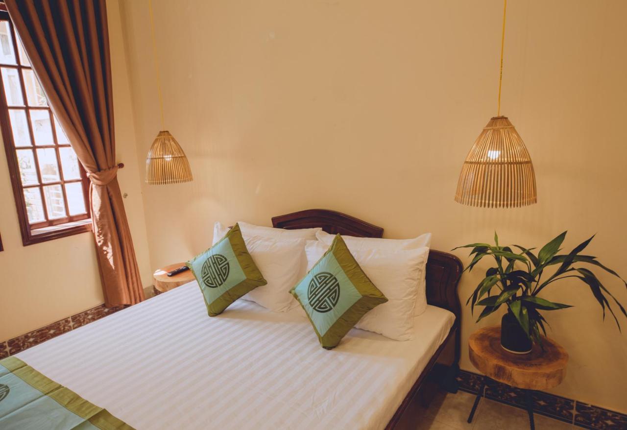 Purple Hue BnB Extérieur photo